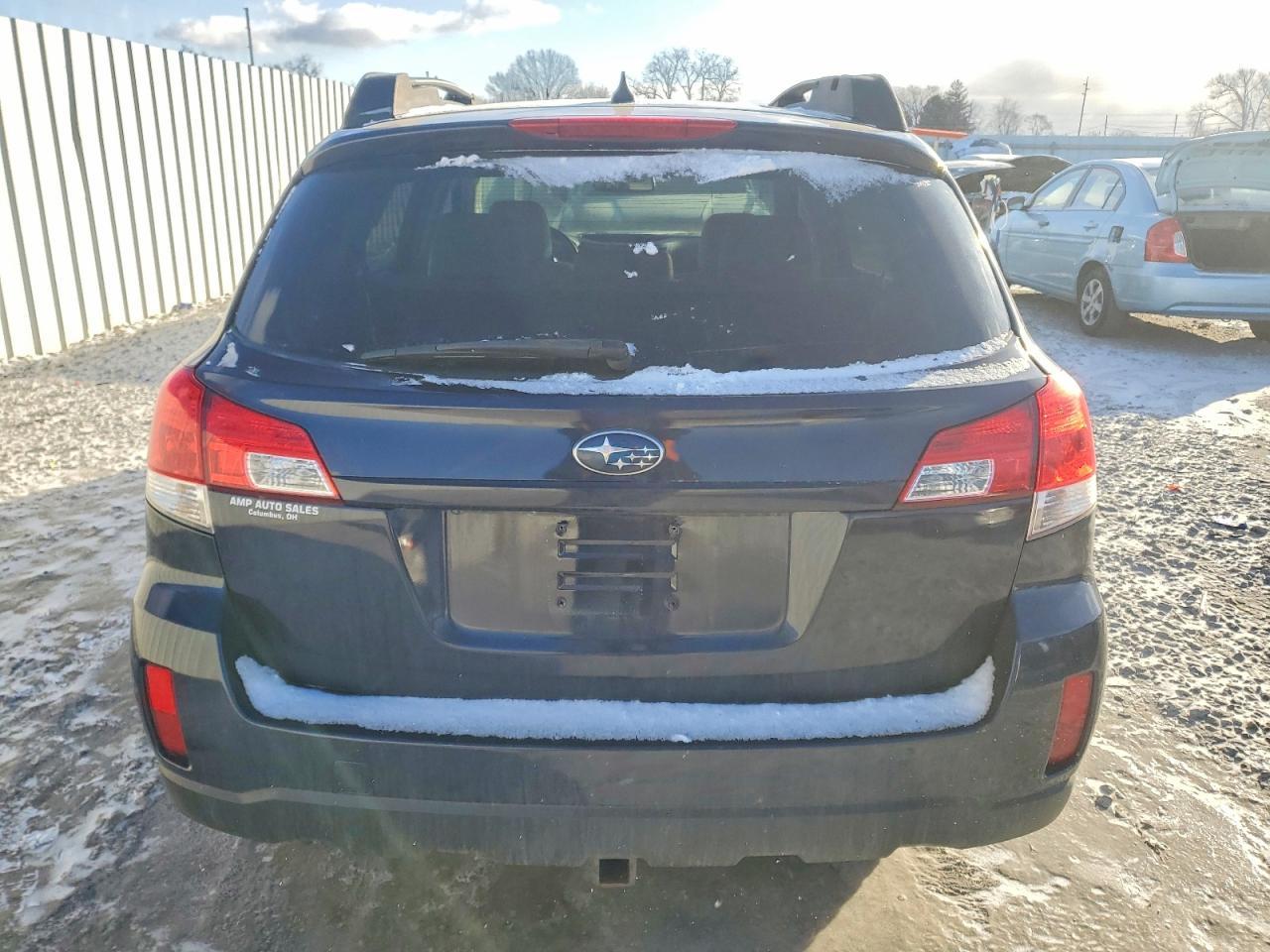 2014 SUBARU Outback