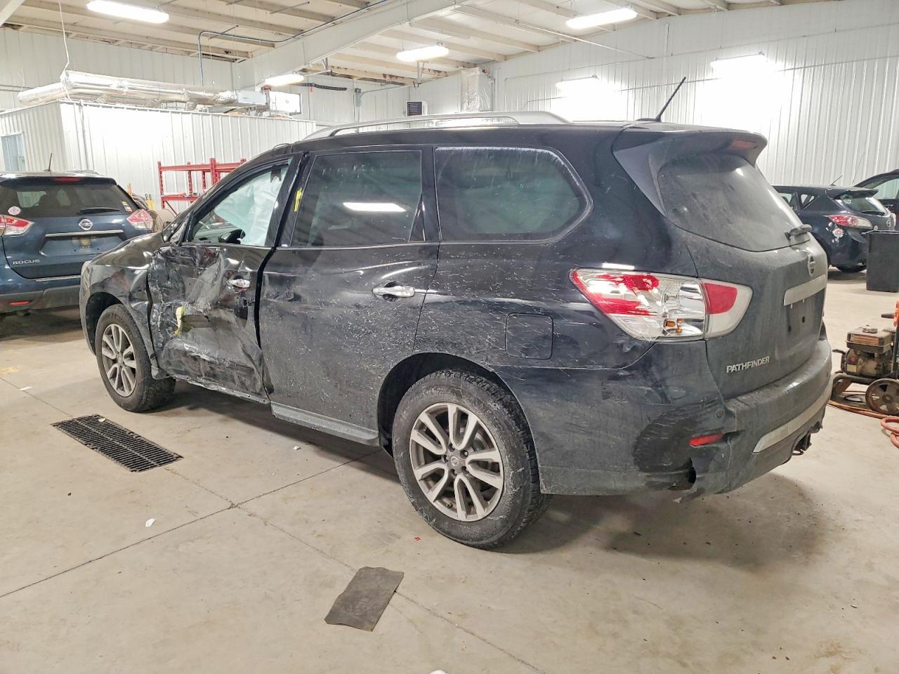 2014 NISSAN PATHFINDER