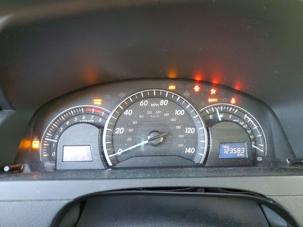 2013 TOYOTA CAMRY