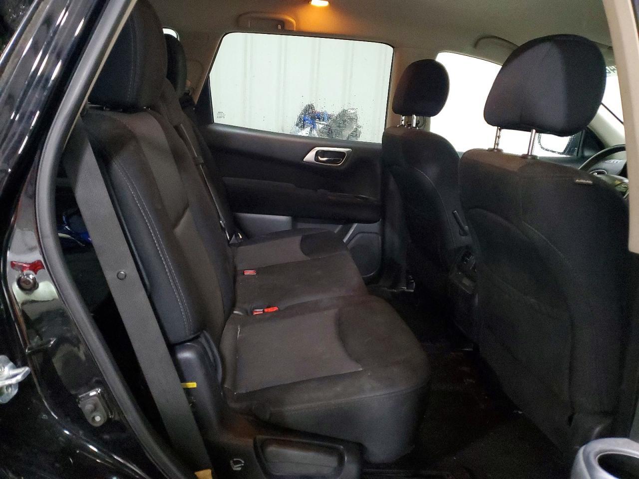 2017 NISSAN PATHFINDER