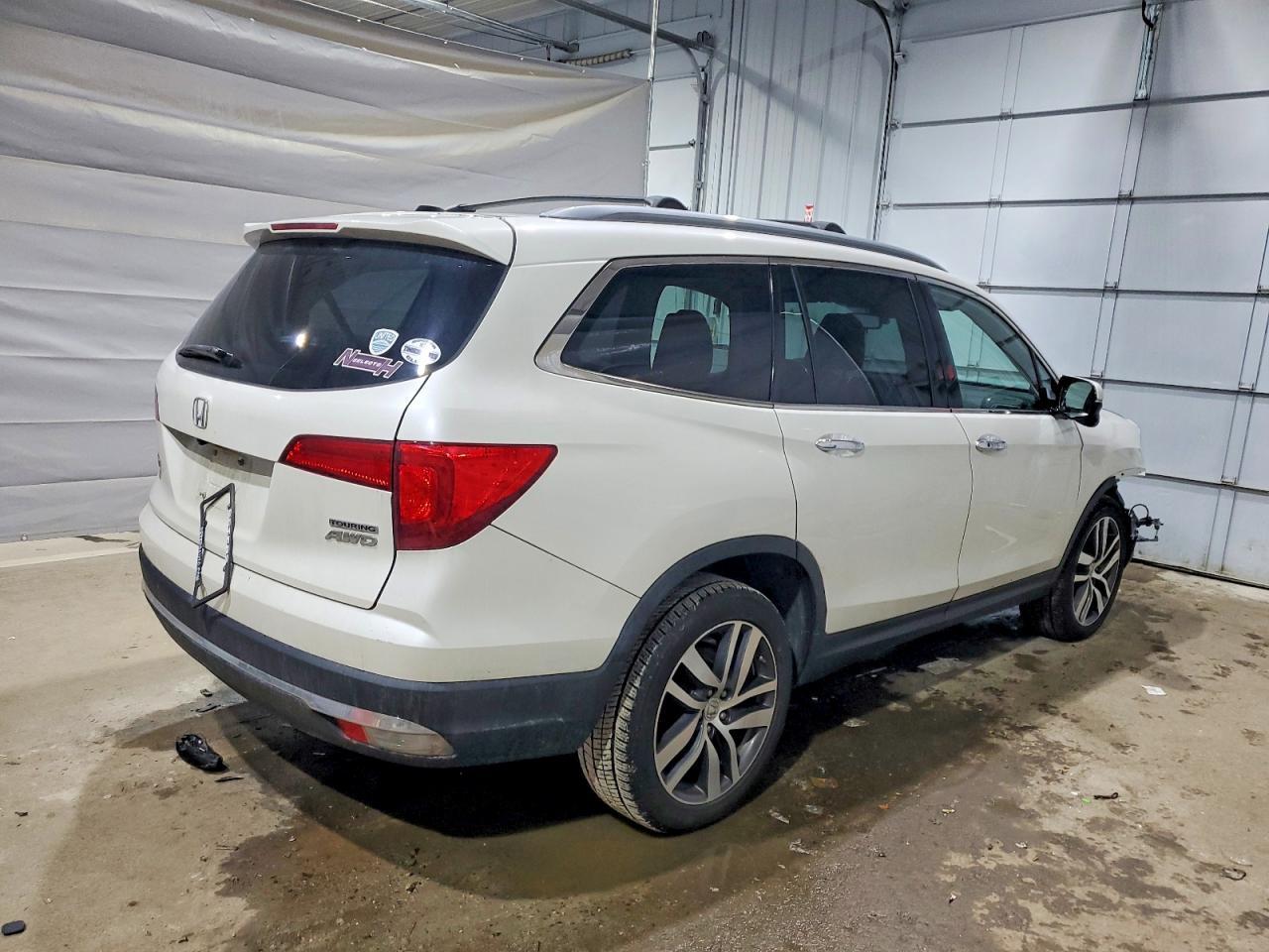 2016 HONDA PILOT