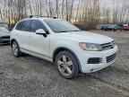 2012 VOLKSWAGEN Touareg