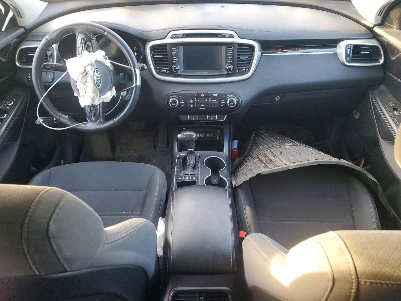 2017 KIA SORENTO