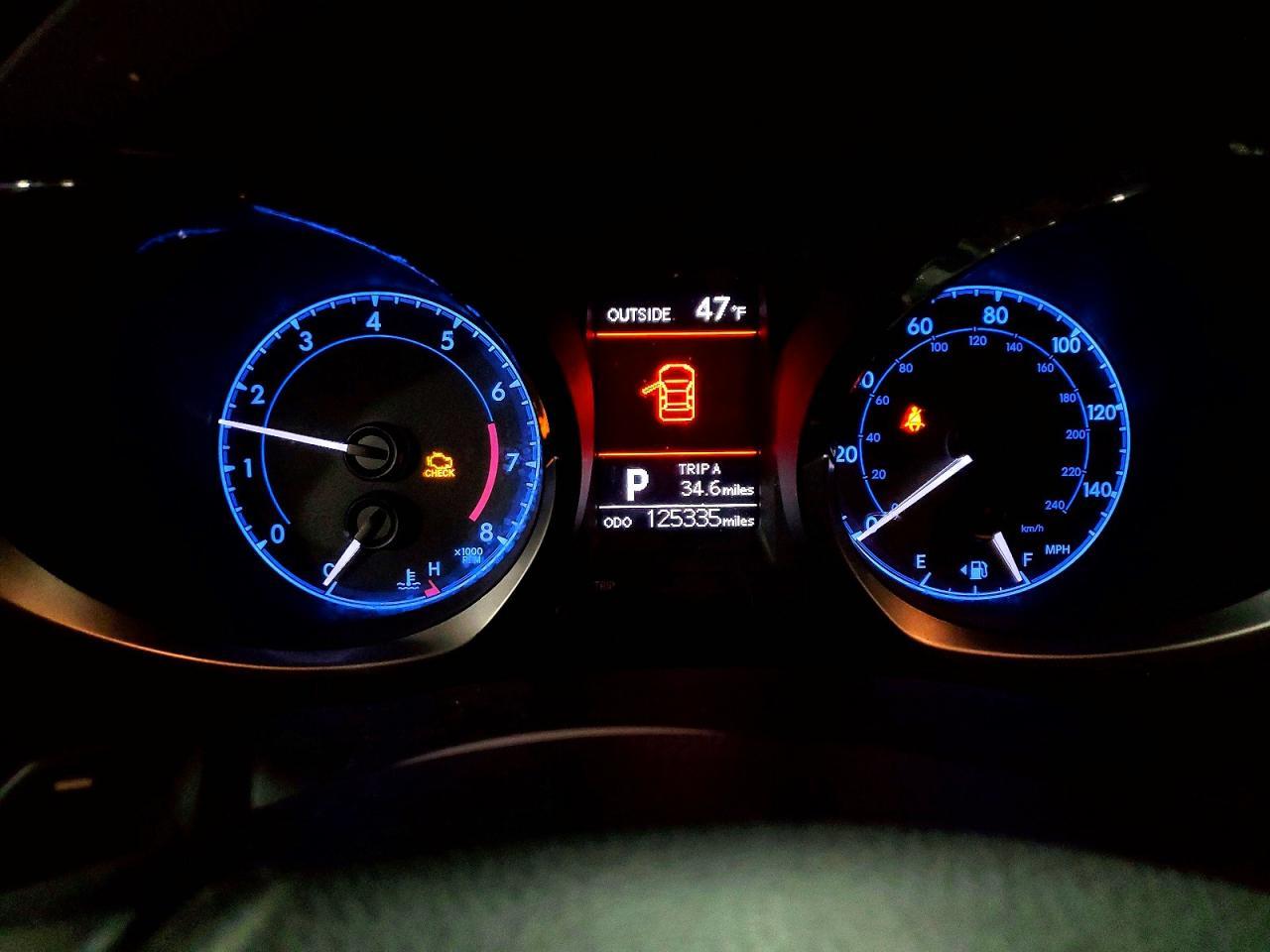 2016 TOYOTA COROLLA