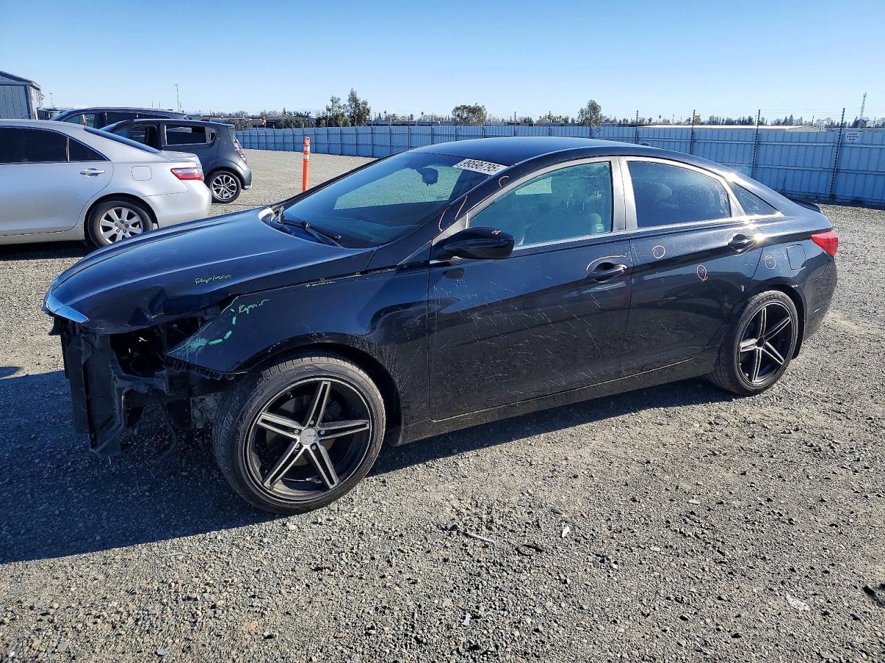 2013 HYUNDAI SONATA