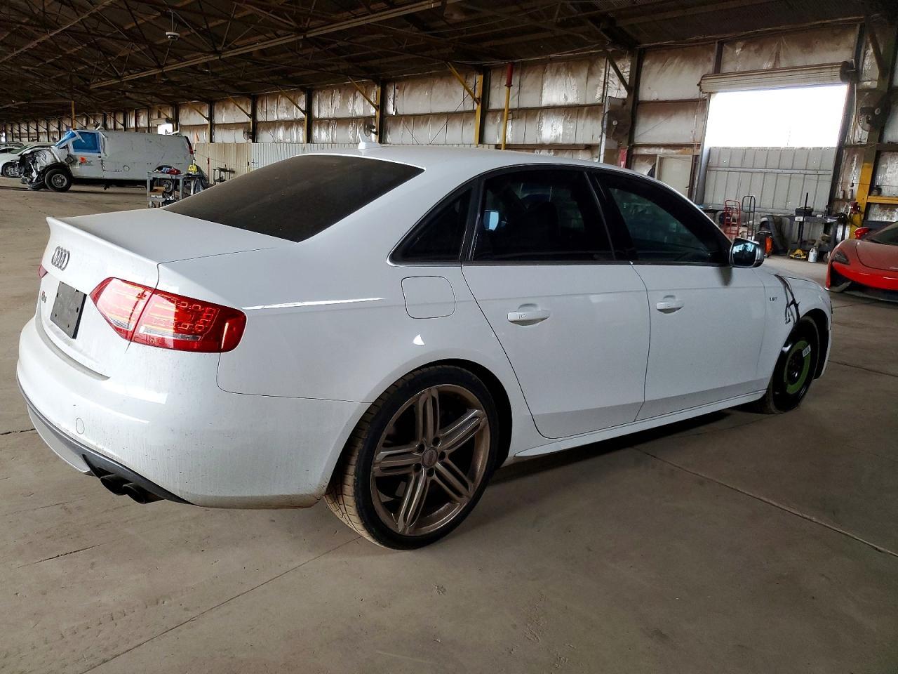2010 AUDI S4