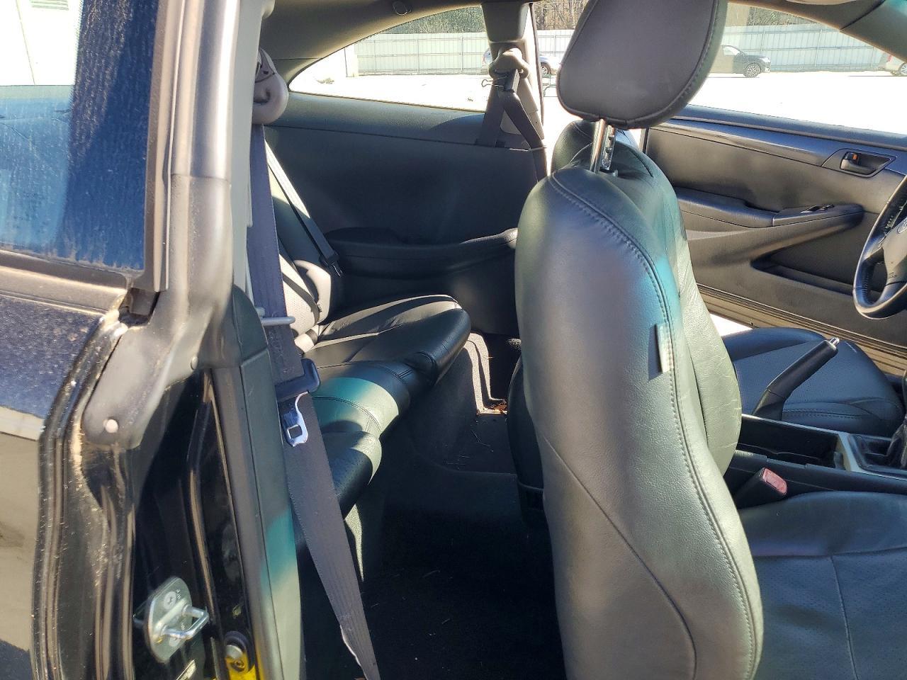 2004 TOYOTA CAMRY
