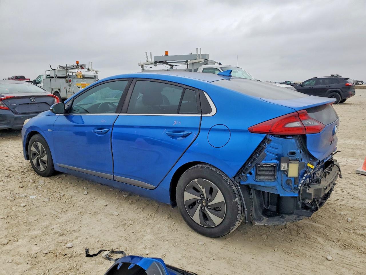 2017 HYUNDAI Ioniq
