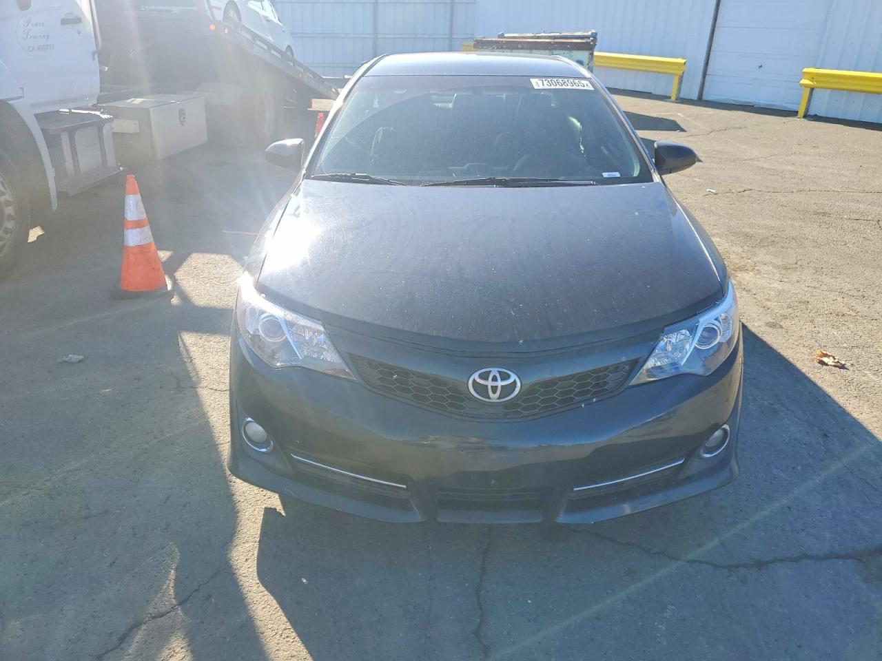 2013 TOYOTA CAMRY