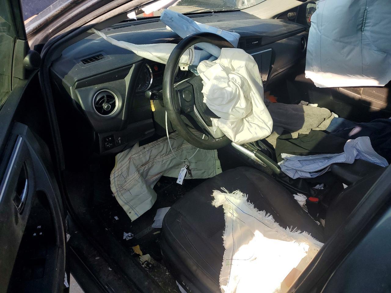 2019 TOYOTA COROLLA