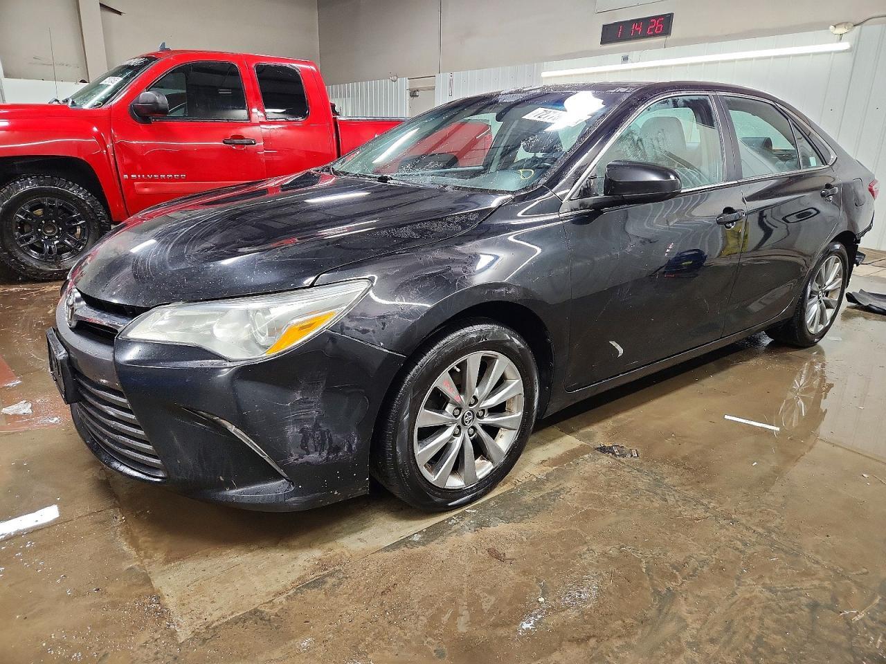 2017 TOYOTA CAMRY