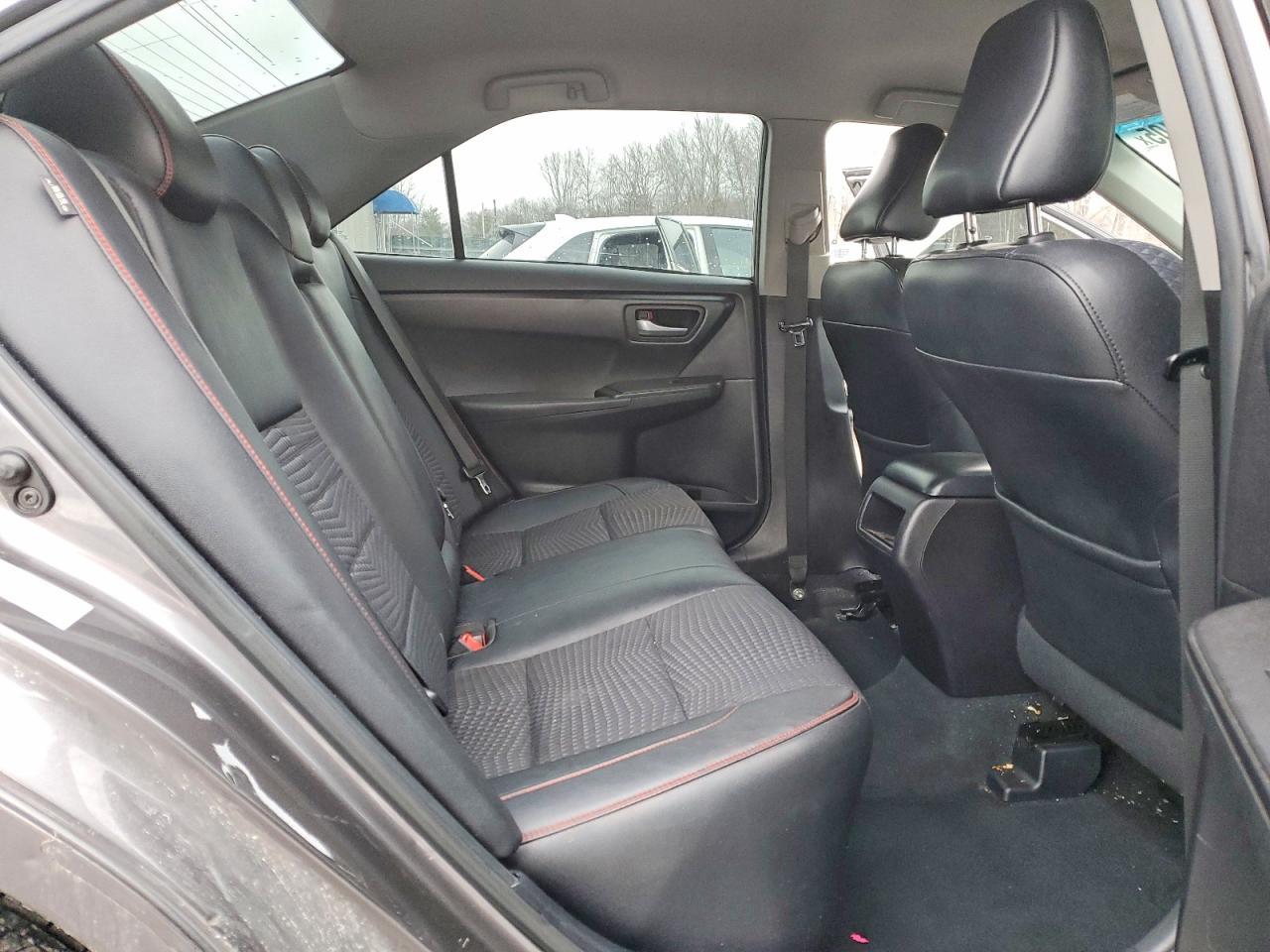 2015 TOYOTA CAMRY