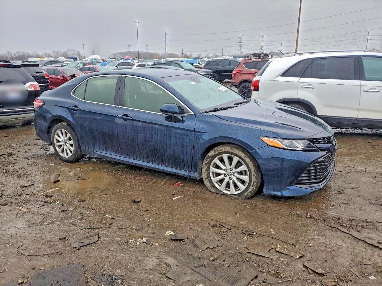 2018 TOYOTA CAMRY