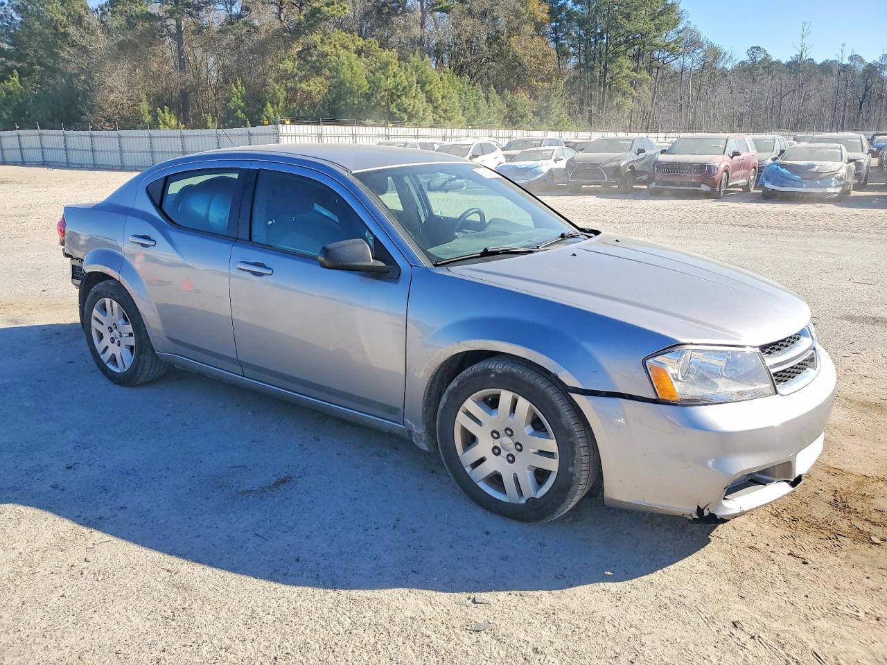 2014 DODGE Avenger