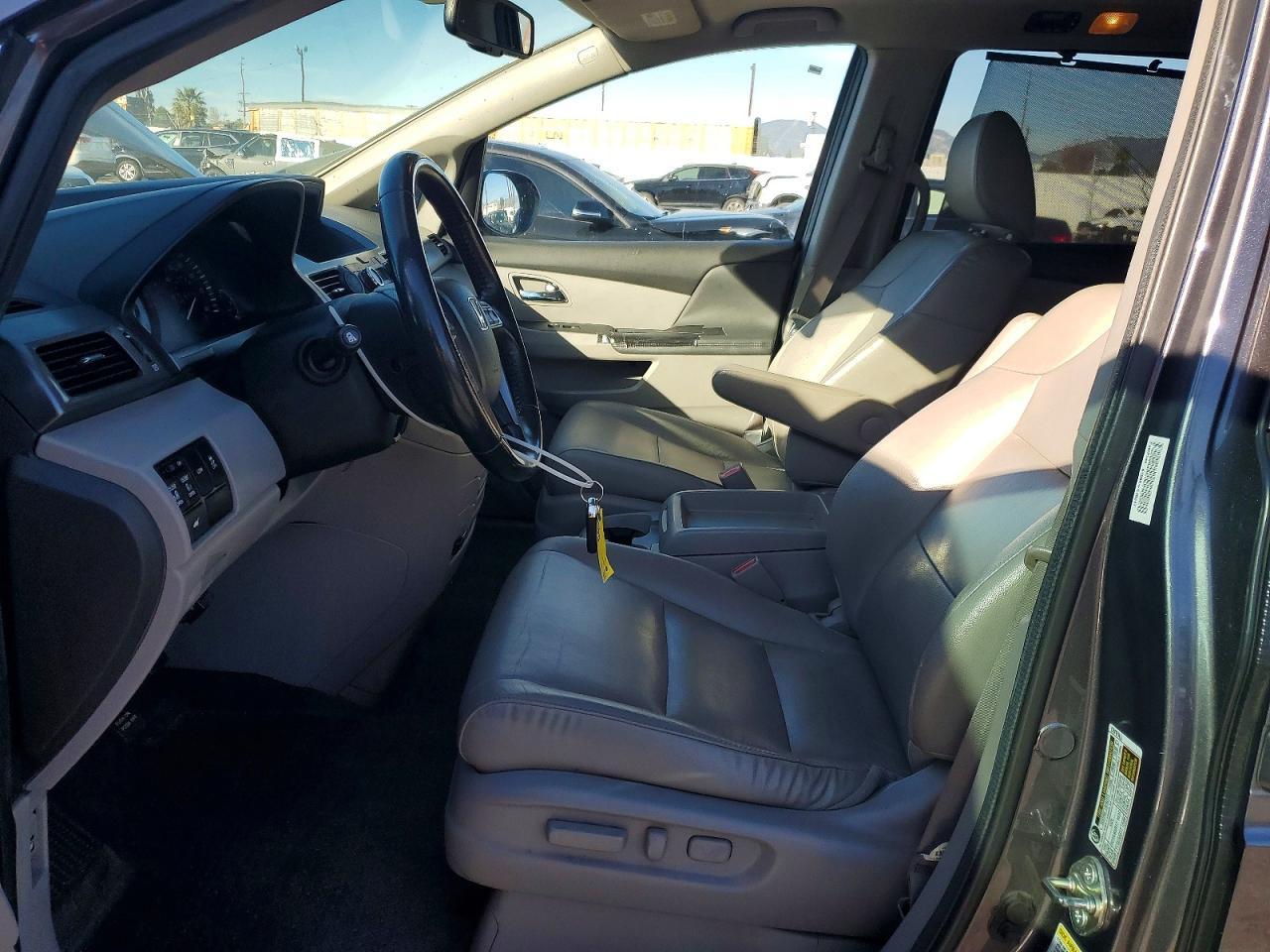 2014 HONDA ODYSSEY