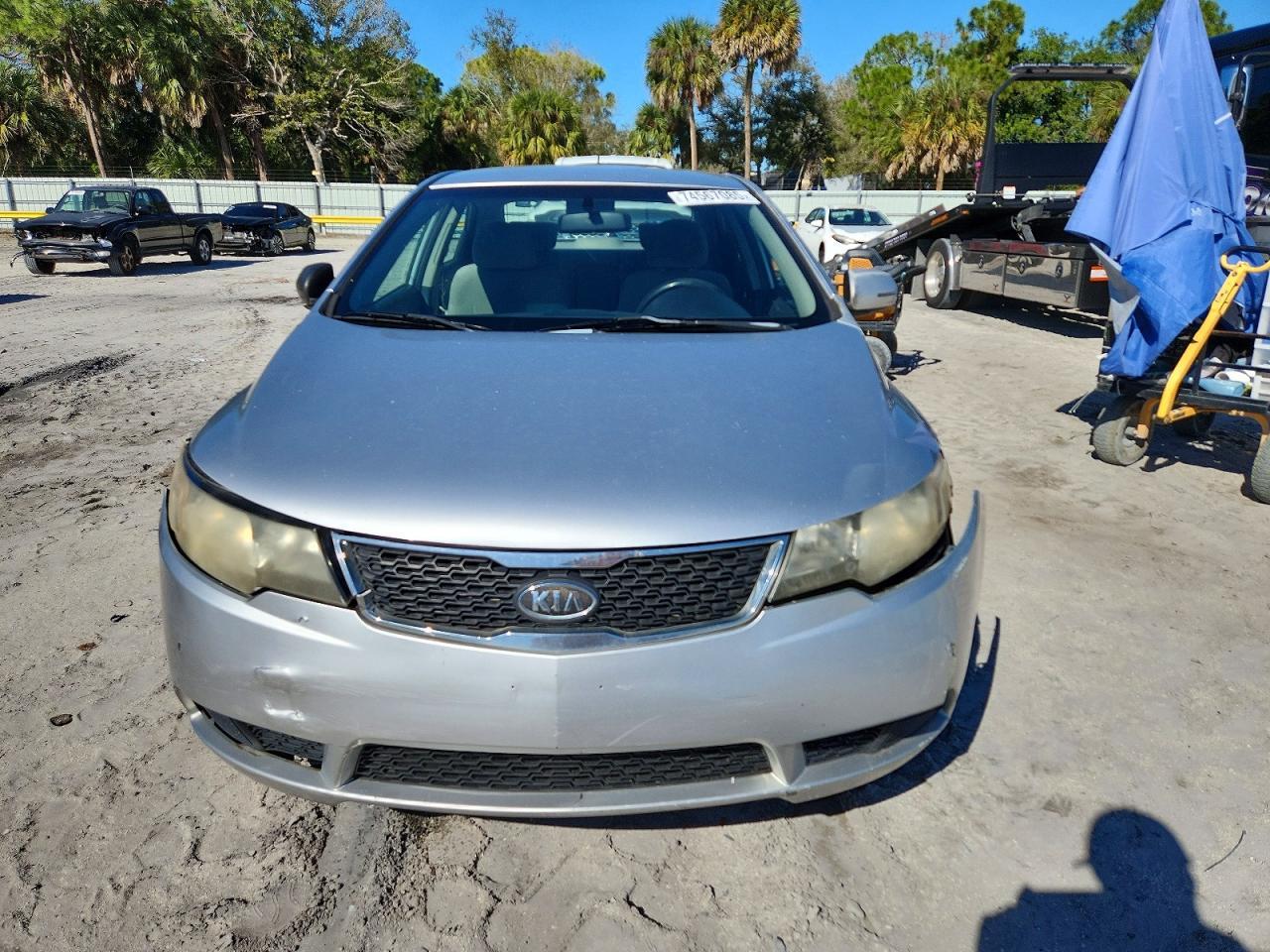 2013 KIA FORTE