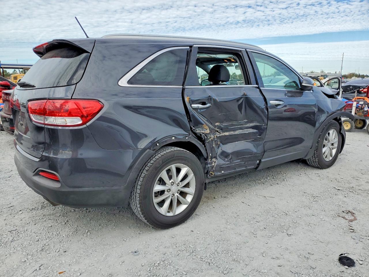 2018 KIA SORENTO