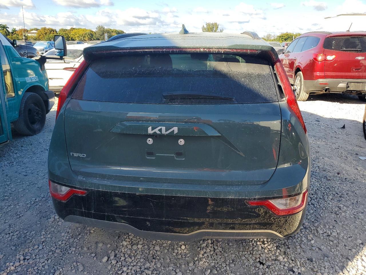 2024 KIA Niro