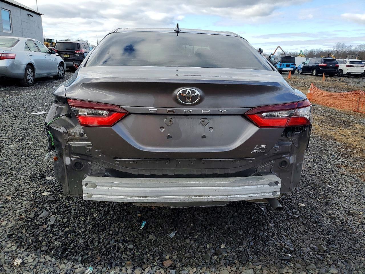 2022 TOYOTA CAMRY