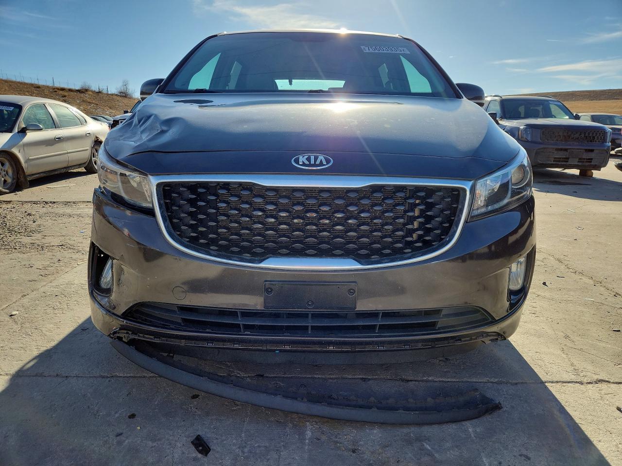 2016 KIA SEDONA