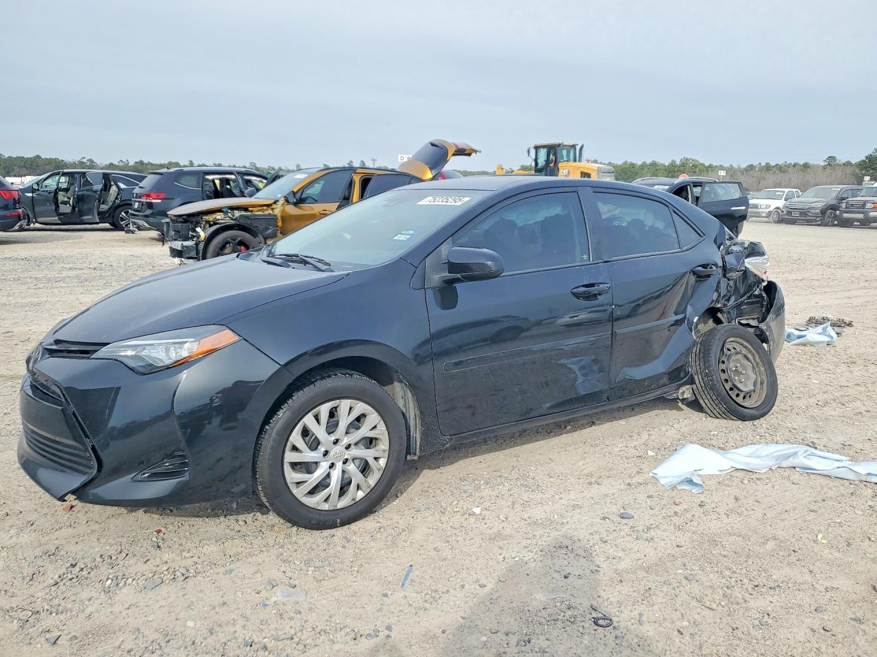 2017 TOYOTA COROLLA