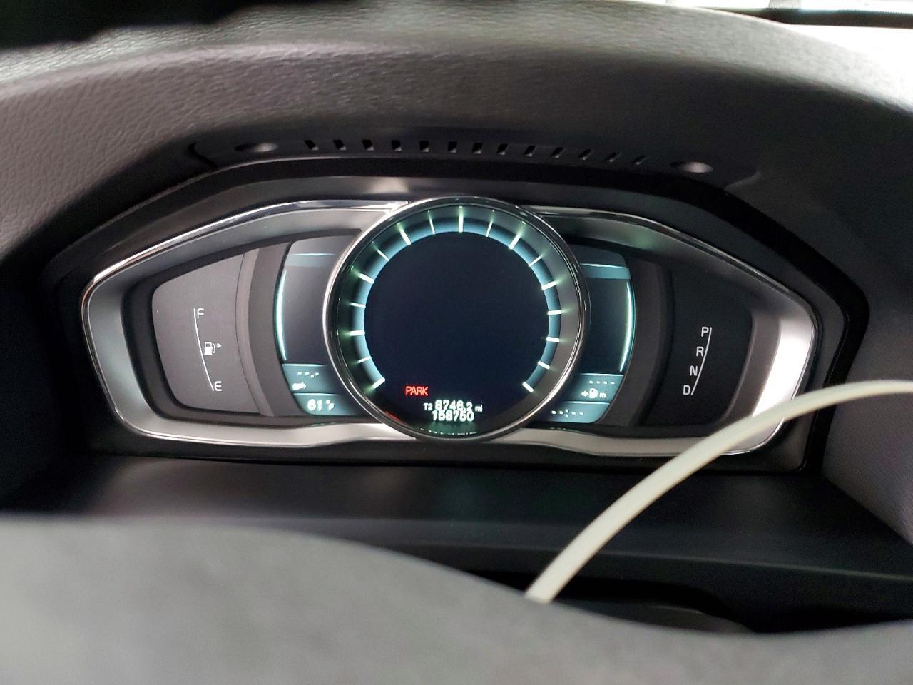 2015 VOLVO S60