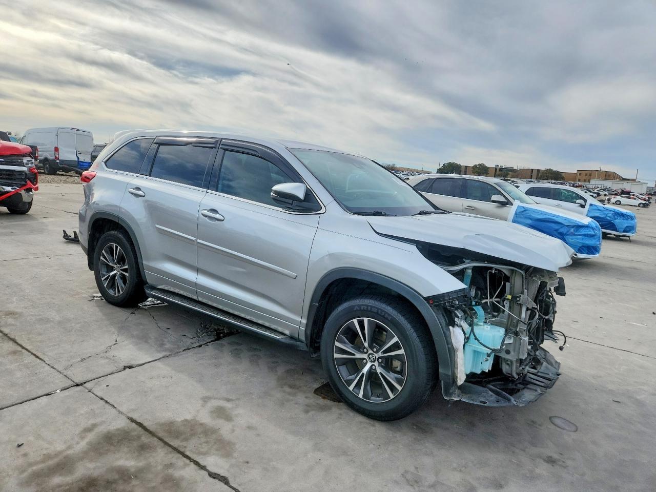 2018 TOYOTA HIGHLANDER