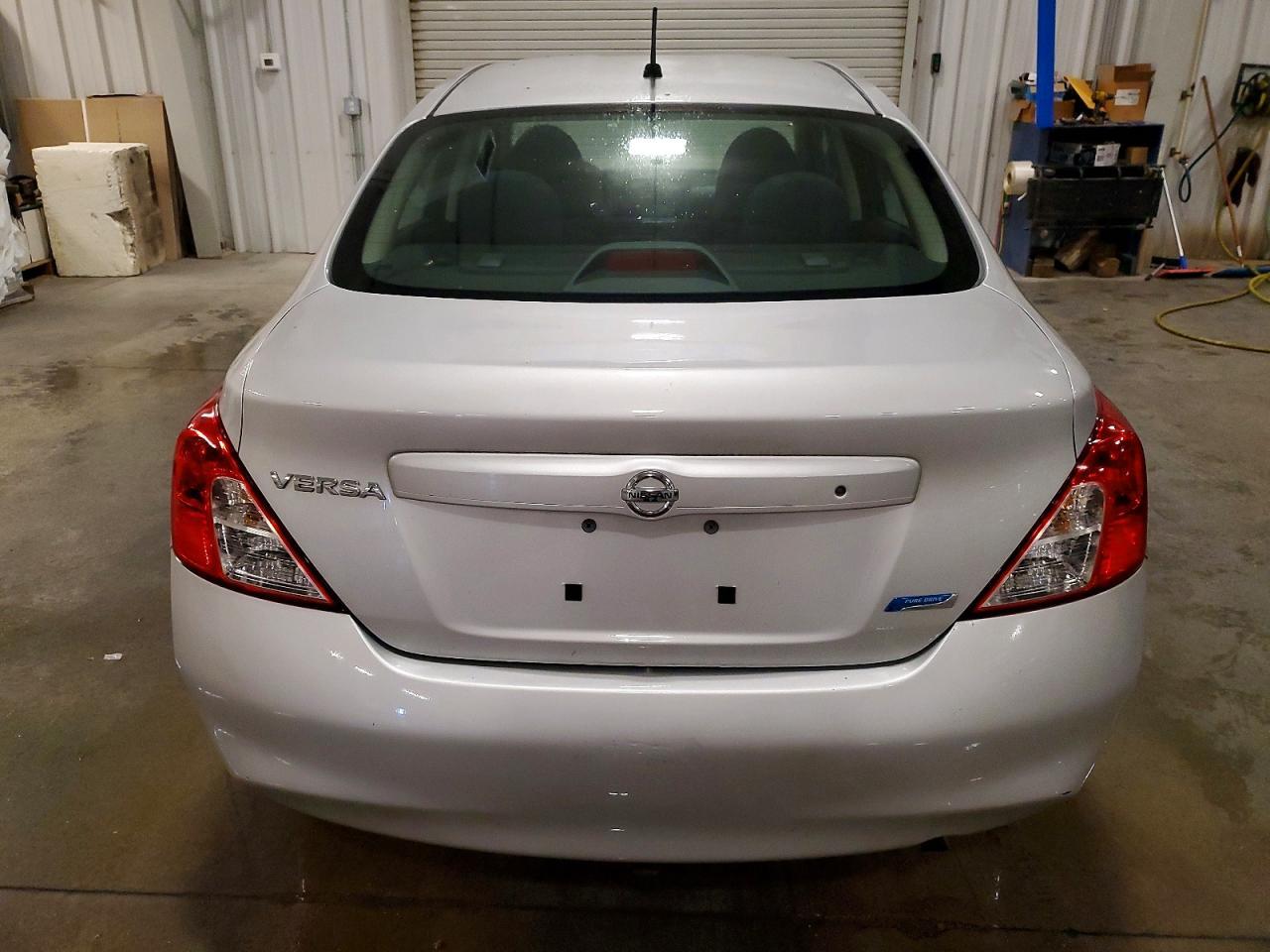 2013 NISSAN VERSA