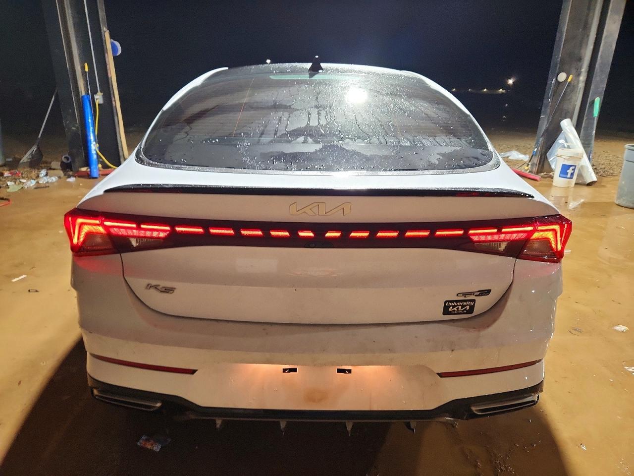 2022 KIA K5