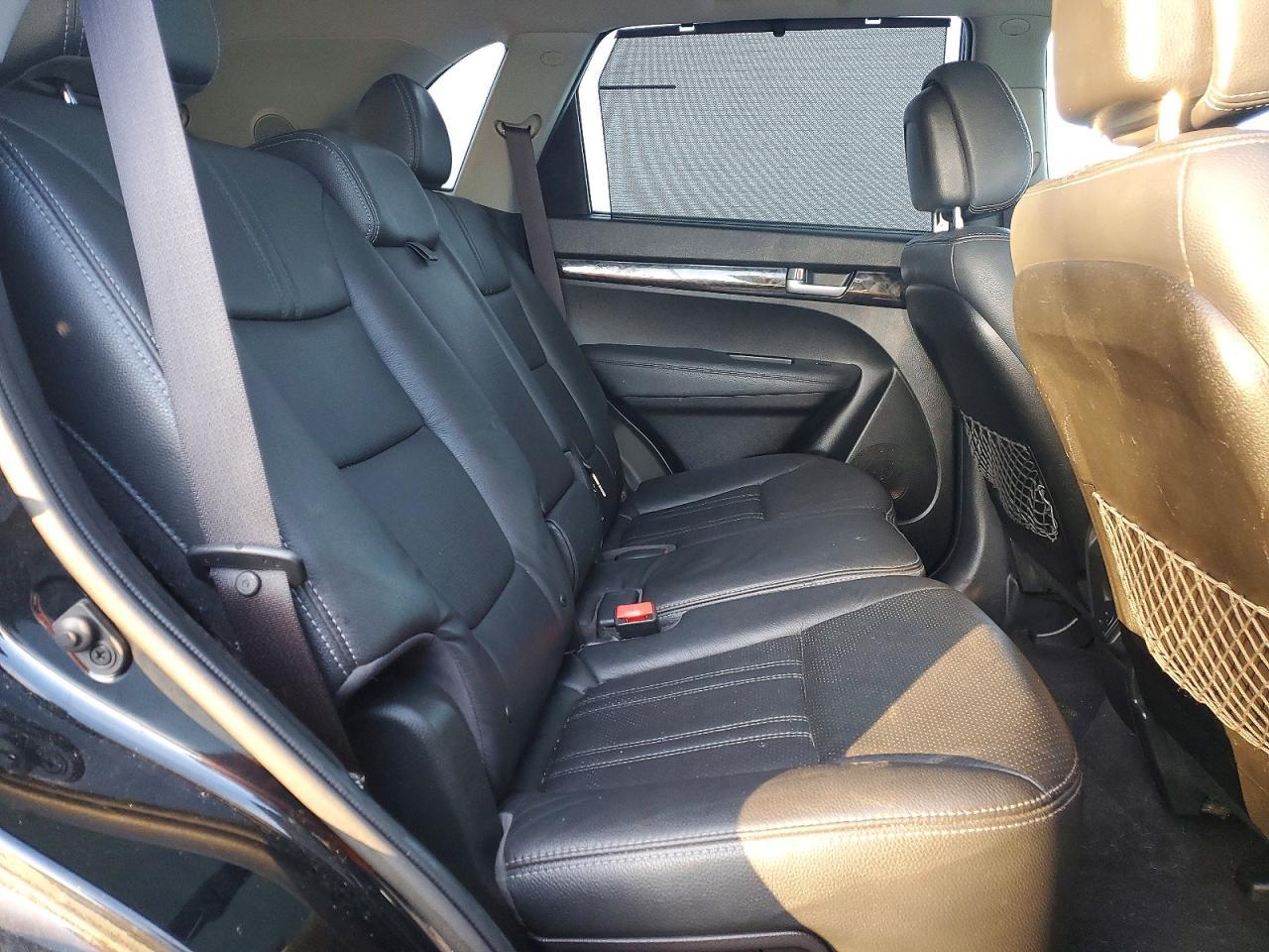 2014 KIA SORENTO