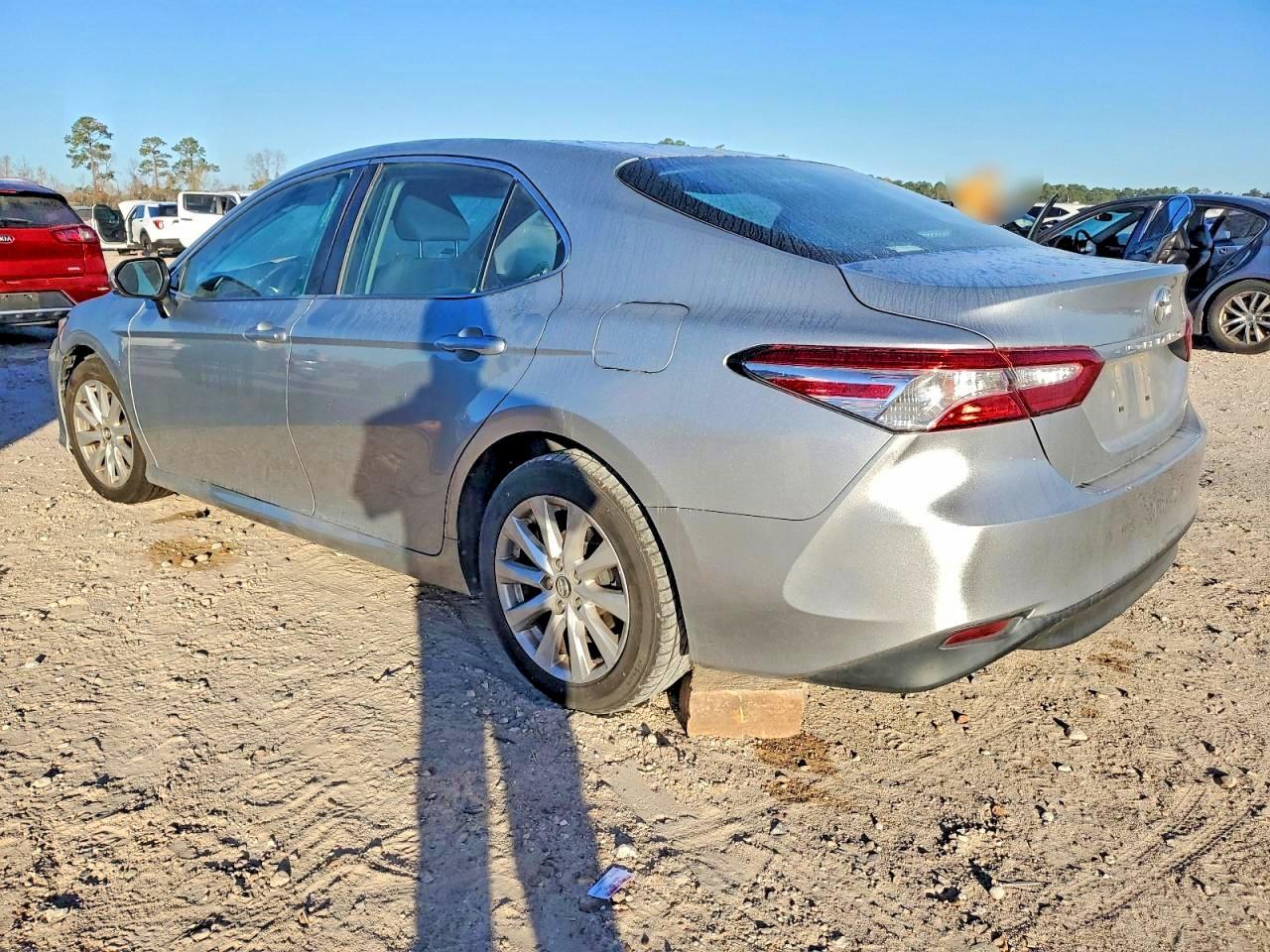 2018 TOYOTA CAMRY