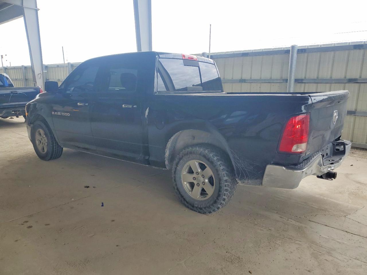 2011 DODGE RAM 1500