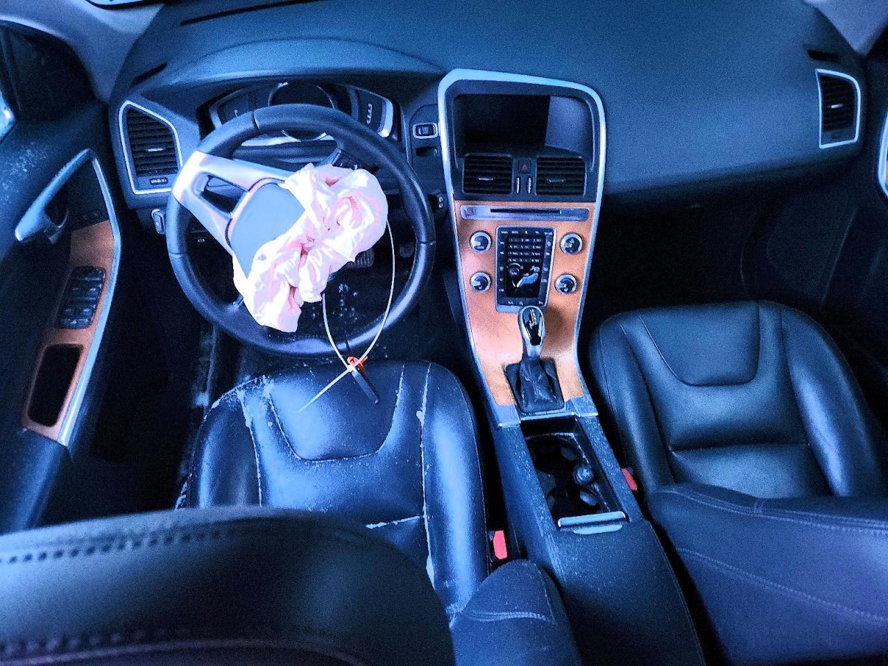 2017 VOLVO XC60