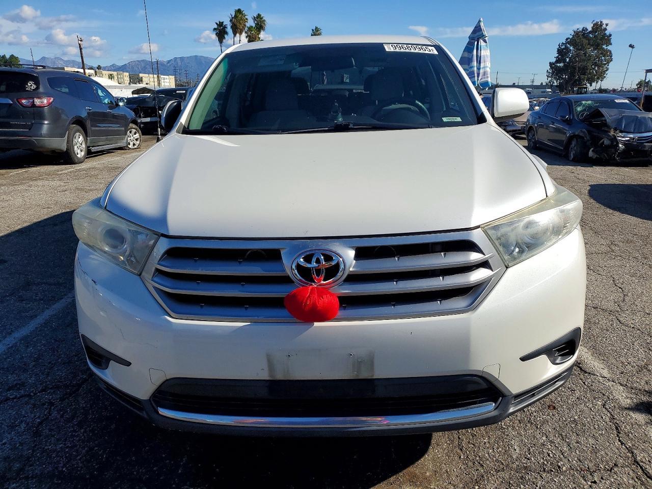 2012 TOYOTA HIGHLANDER