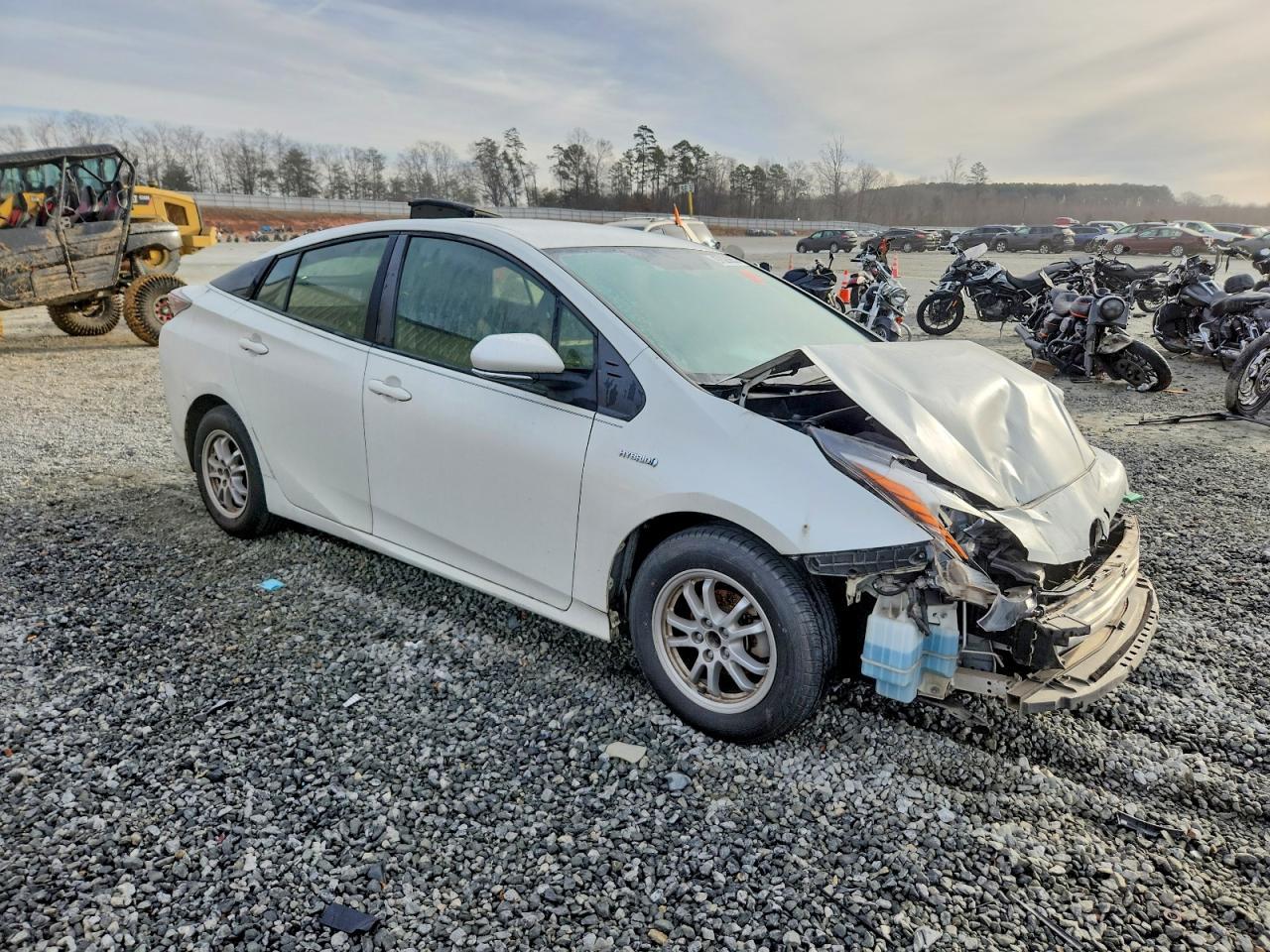 2016 TOYOTA PRIUS