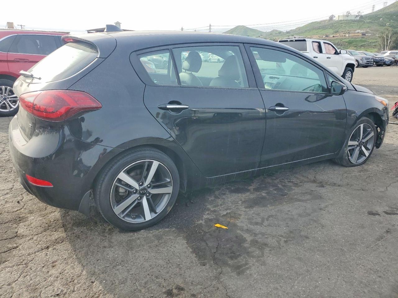 2017 KIA FORTE