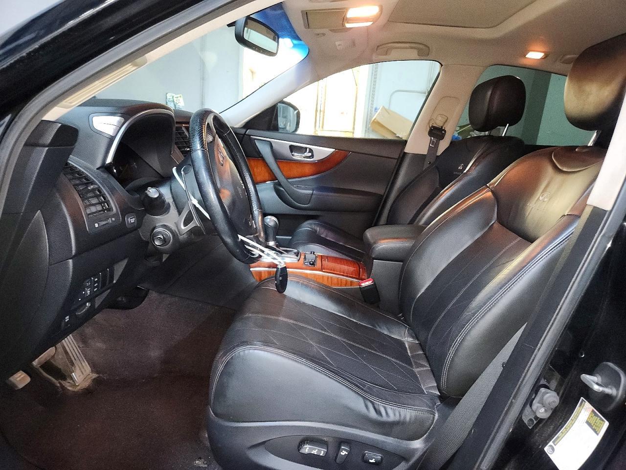 2009 INFINITI FX35