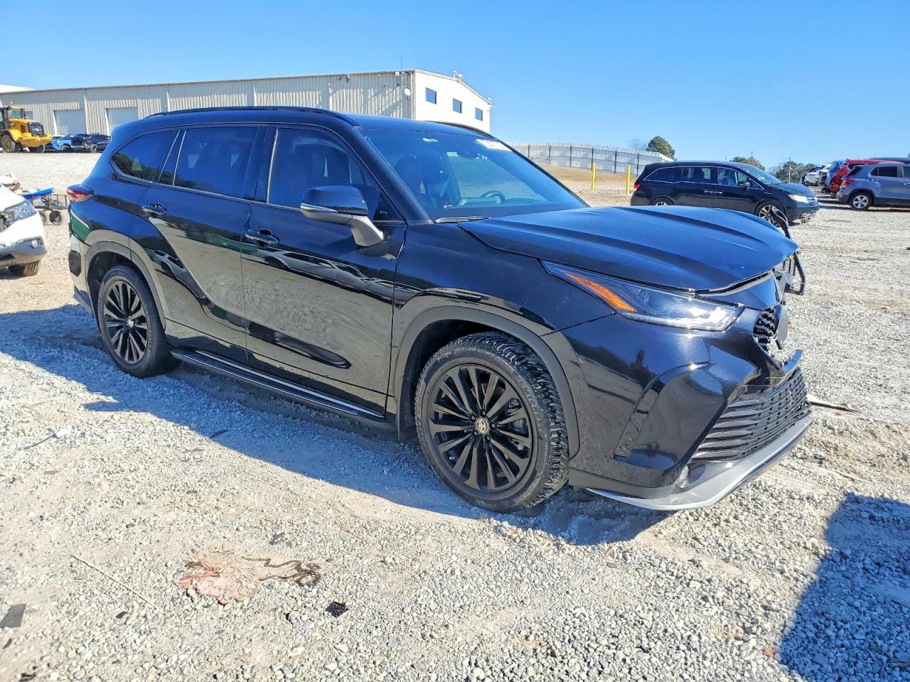 2024 TOYOTA HIGHLANDER