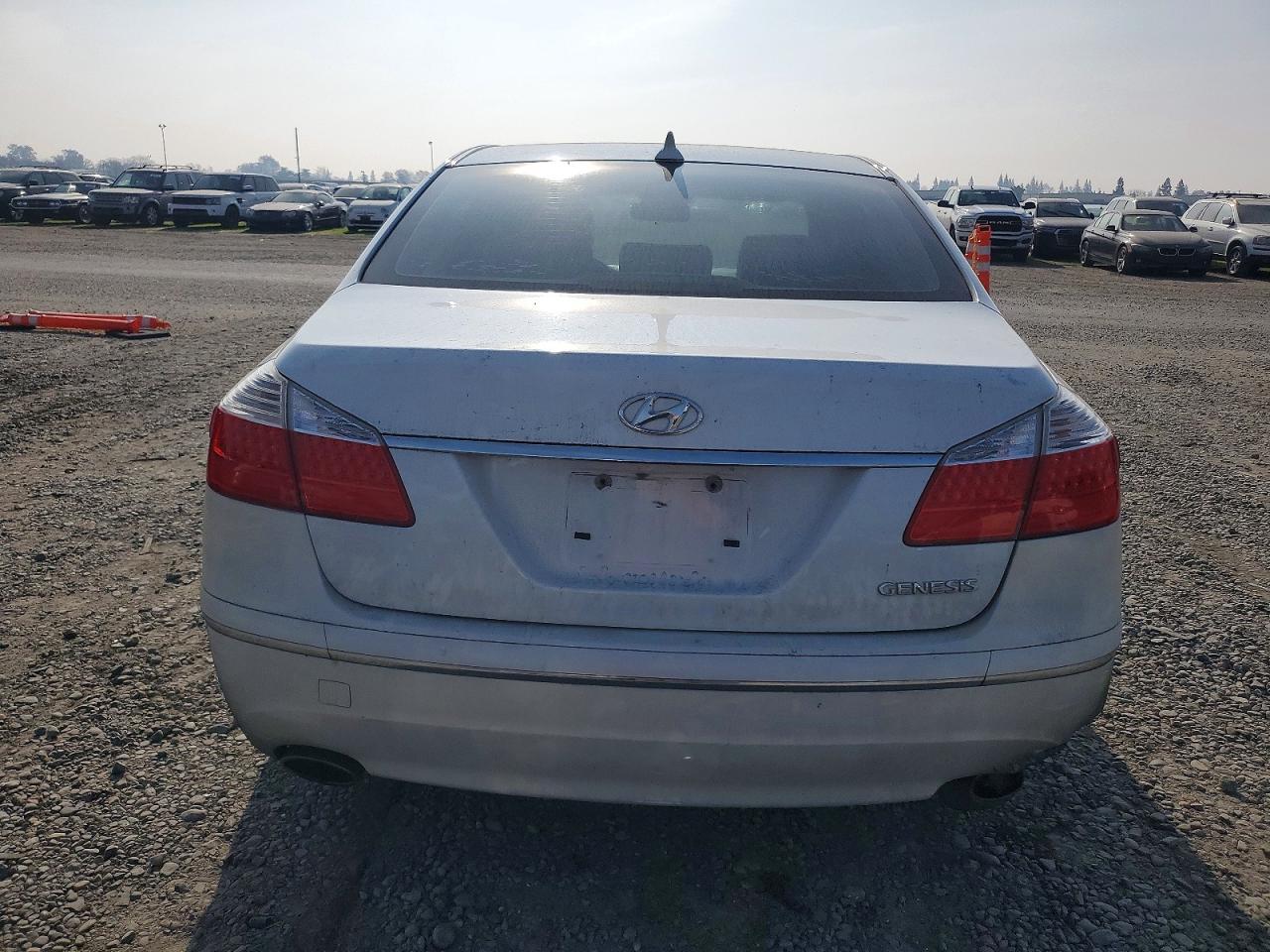 2011 HYUNDAI GENESIS