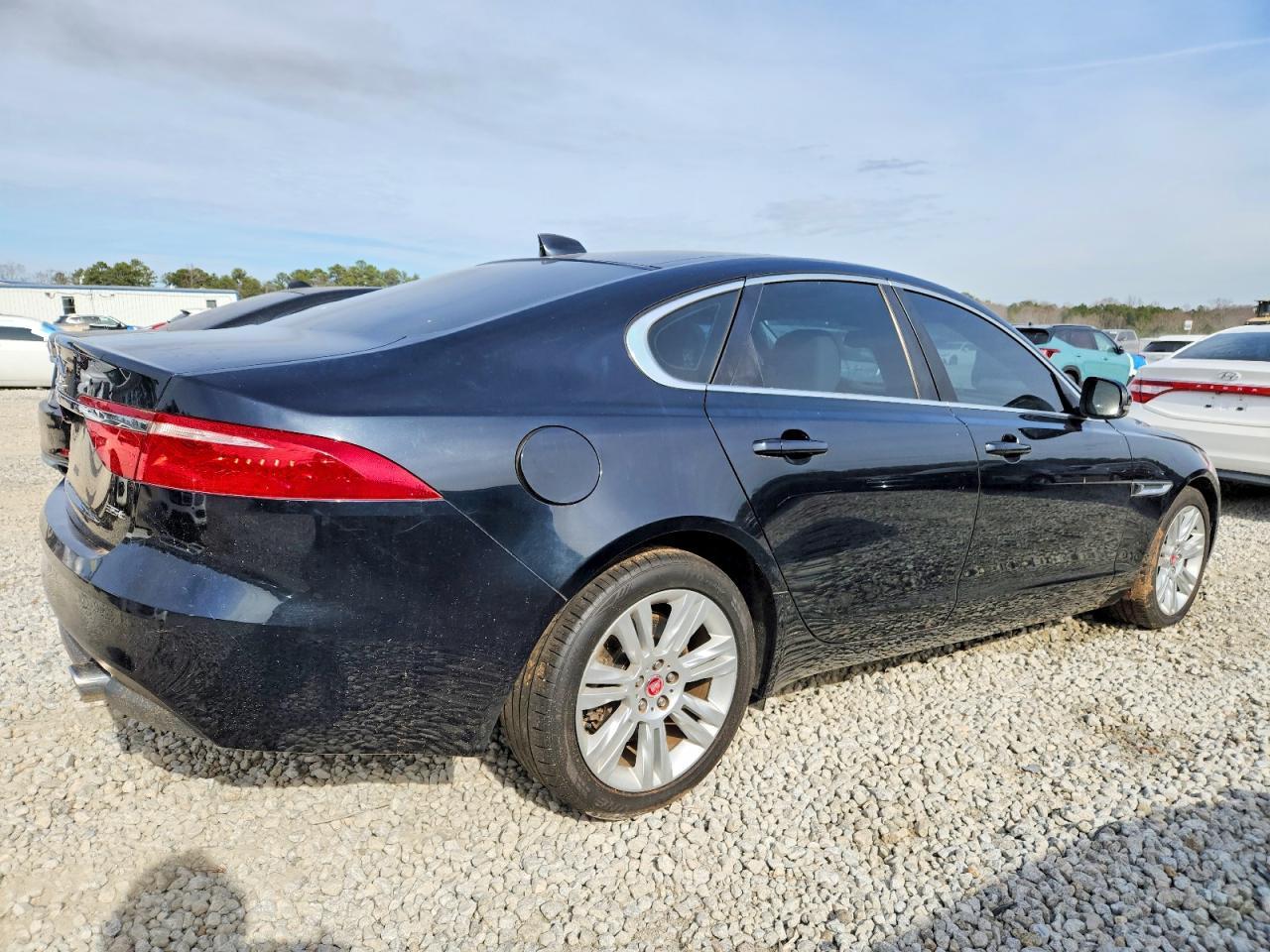 2017 JAGUAR XF
