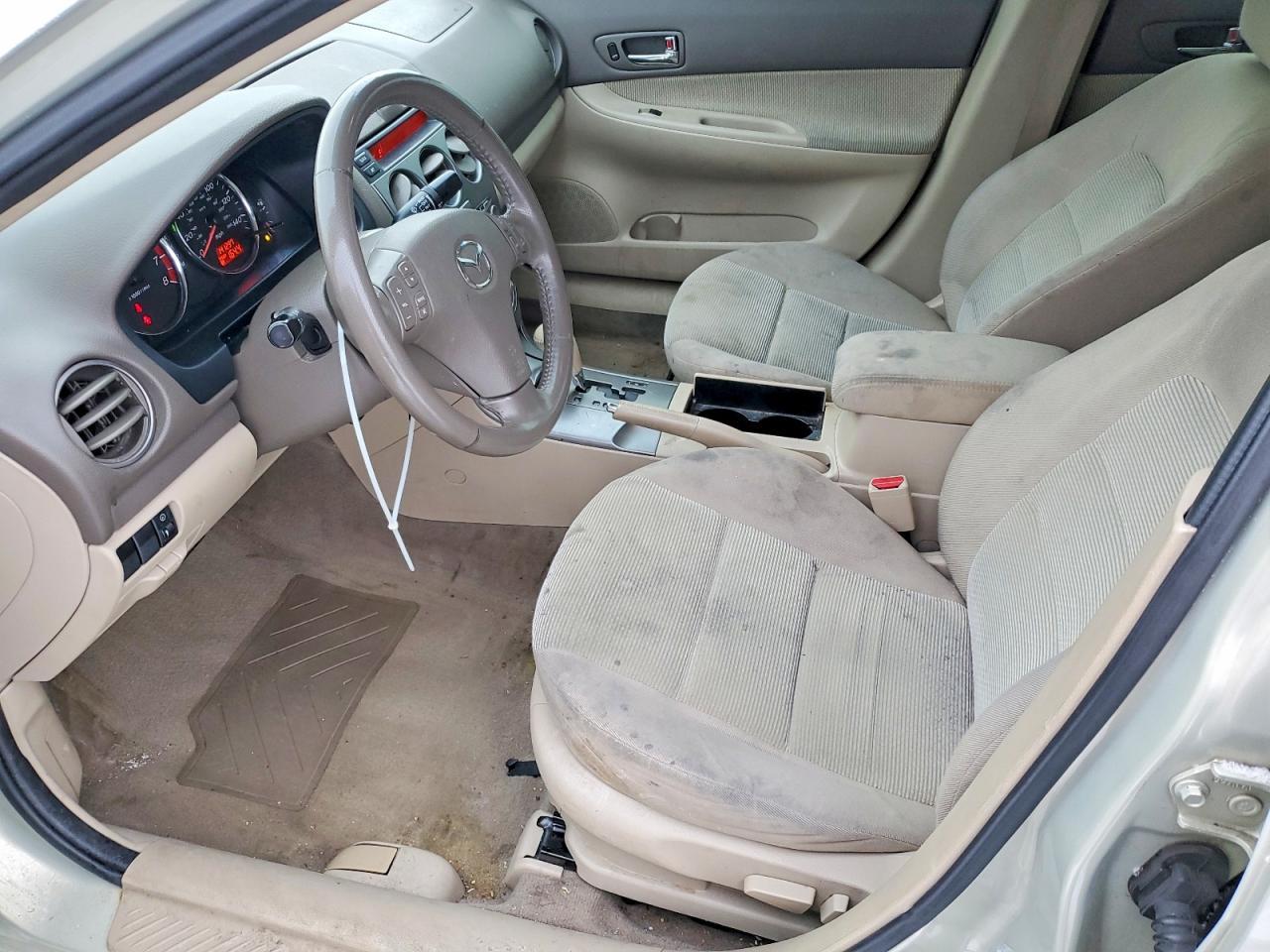 2004 MAZDA 6