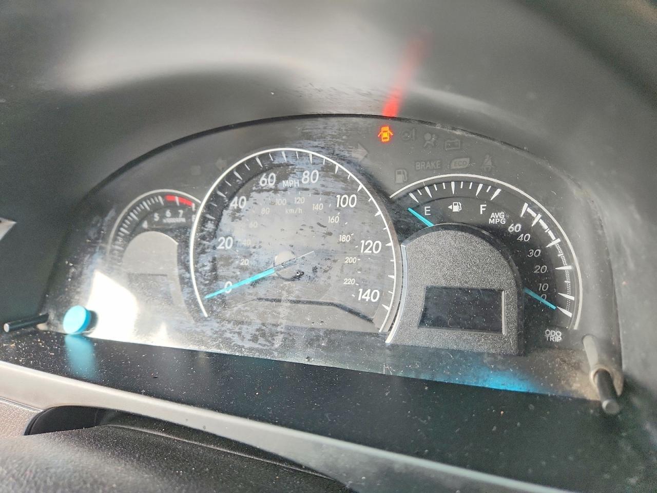 2014 TOYOTA CAMRY