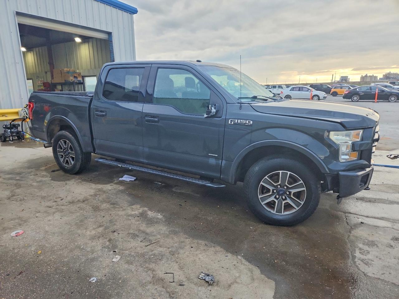 2016 FORD F-150