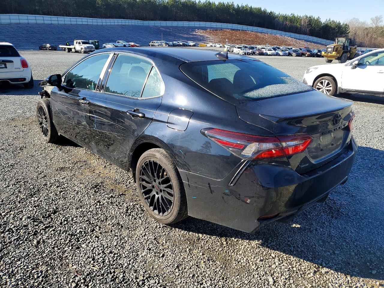 2024 TOYOTA CAMRY
