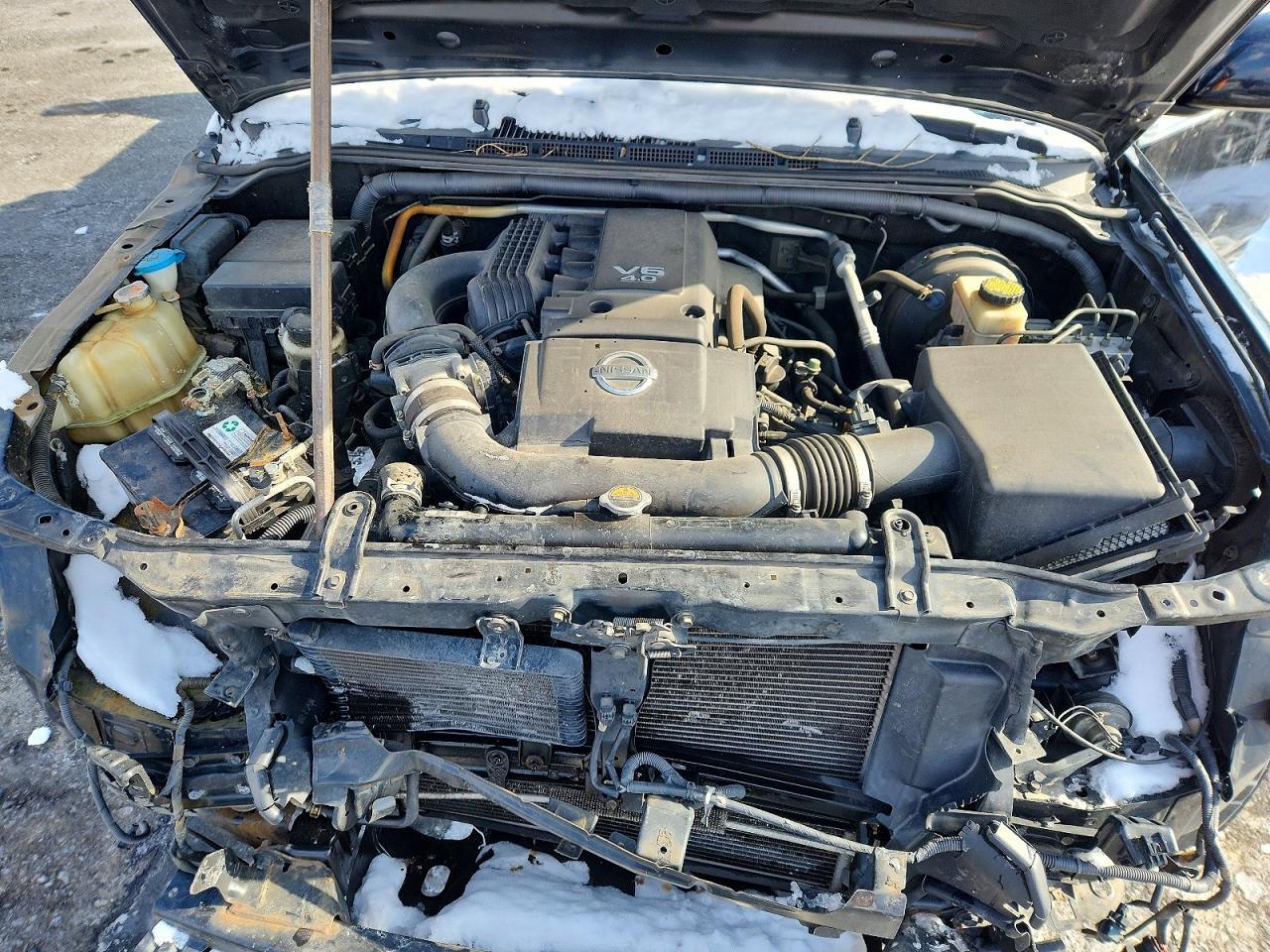 2016 NISSAN Frontier