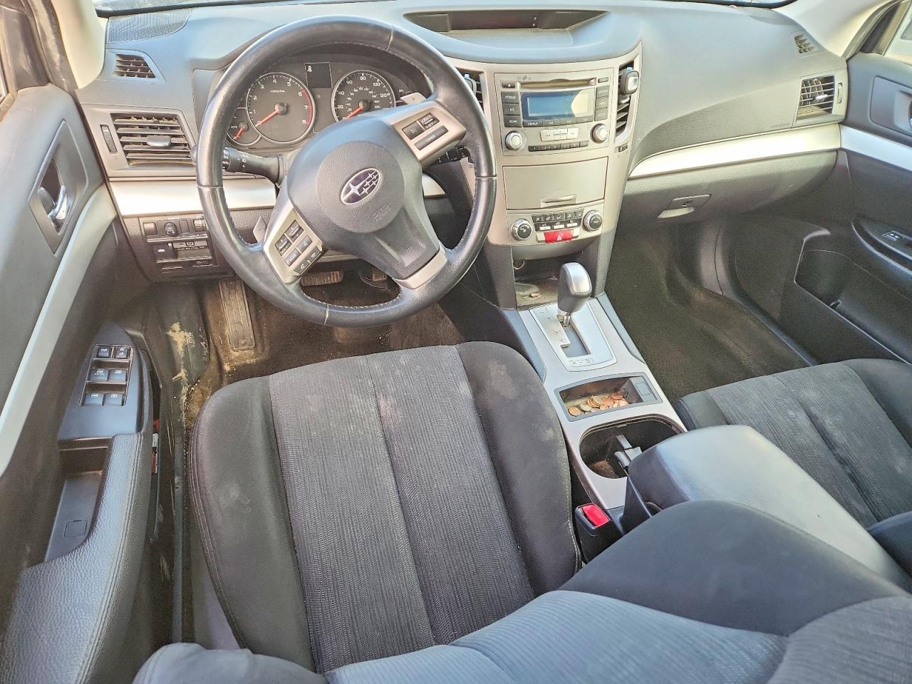 2013 SUBARU Outback