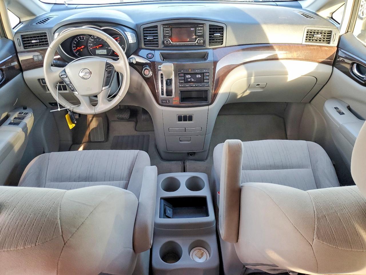2017 NISSAN Quest