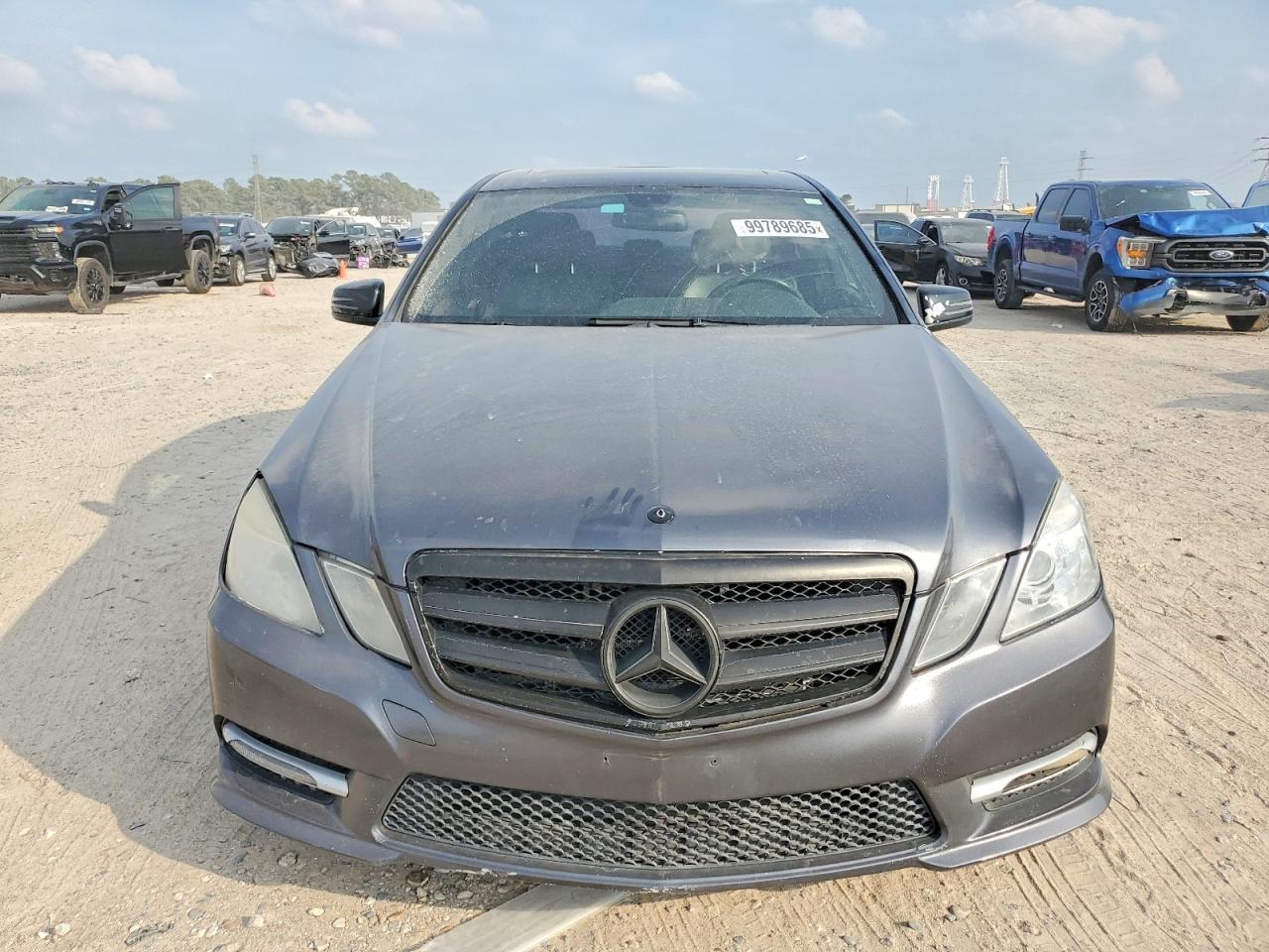 2013 MERCEDES-BENZ E-Class