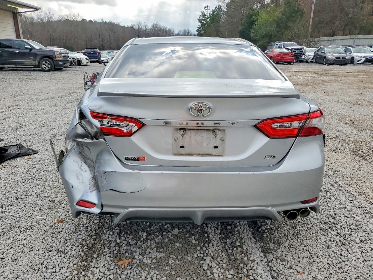2018 TOYOTA CAMRY