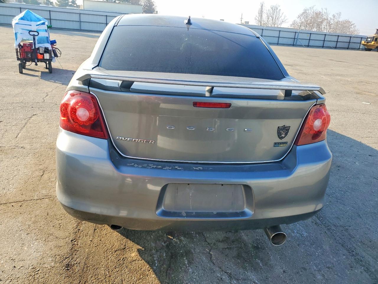 2011 DODGE Avenger